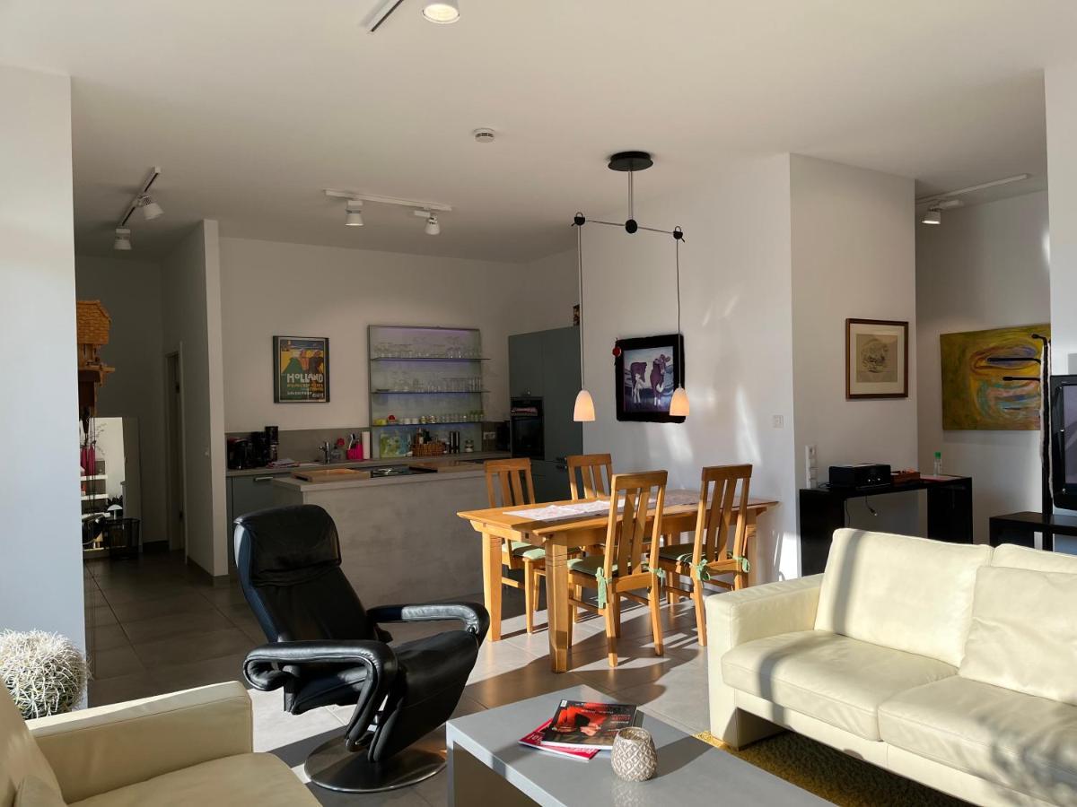 Sonnige Wohnung Im Herzen Von Buehl エクステリア 写真